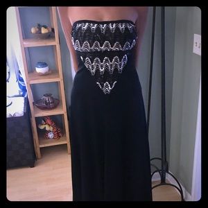 Black and silver sequin scarf point gown